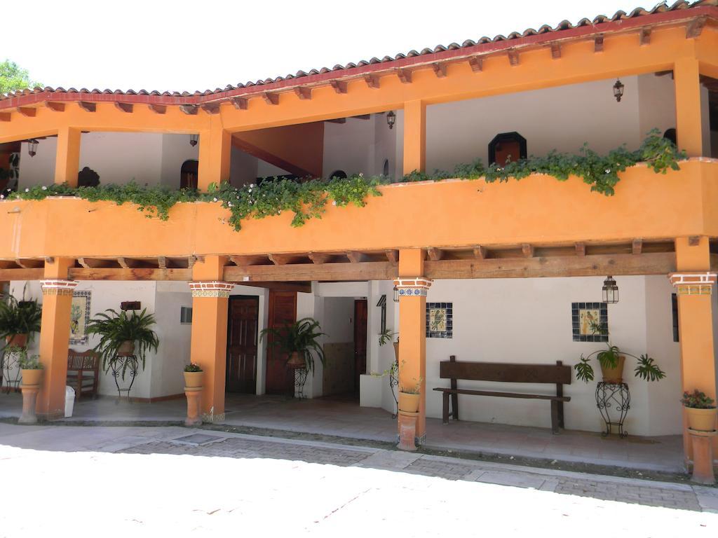 Atotonilco Hotel & Club Exterior photo